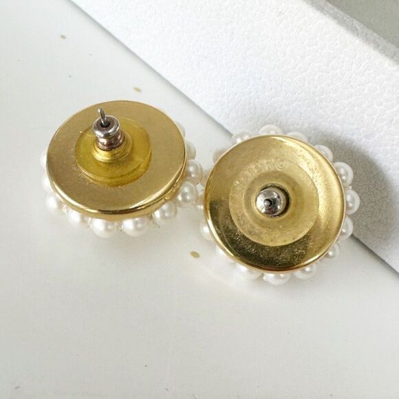 Vintage Napier Pearl Cluster Earrings Pierced Back - Picture 3 of 4